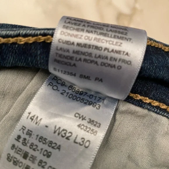 Denizen from Levi's Blue Skinny Jeans Classic Fit - Picture 3 of 5